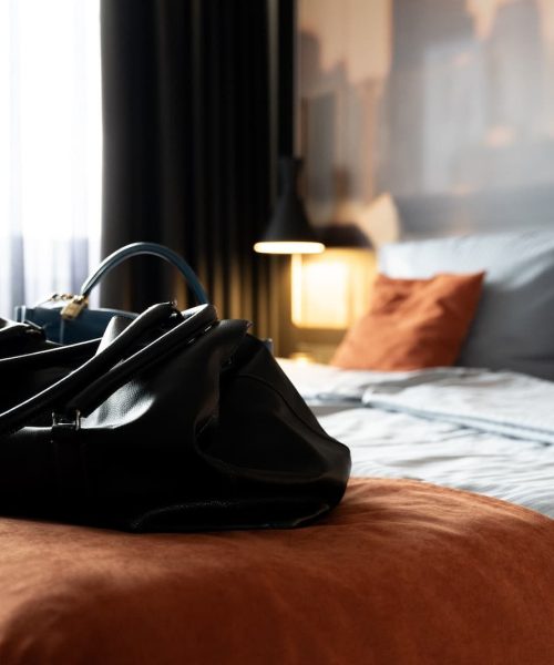 Just-Stay-Hotels-und-Apartments__ZimmerFrau-29